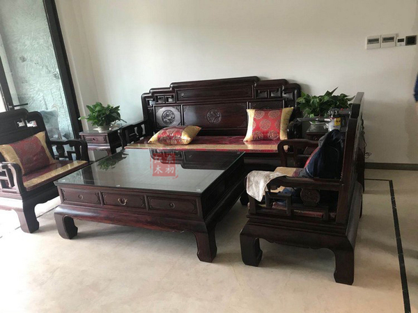 文章附图